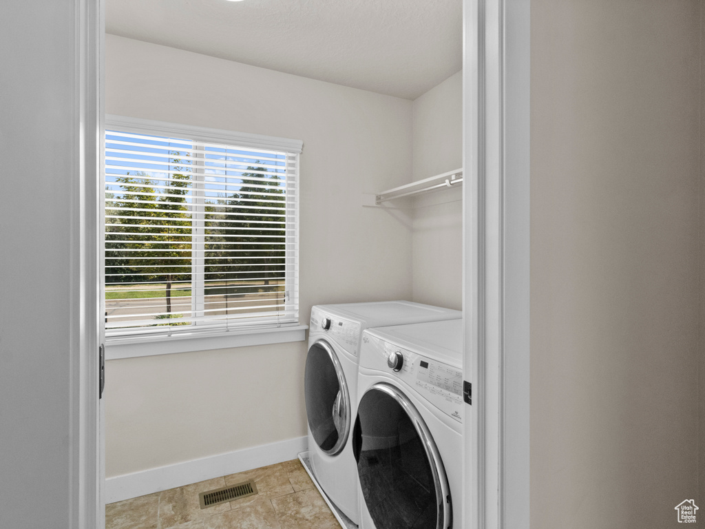 14194 S ROYAL COACHMAN DR Bluffdale, UT 84065