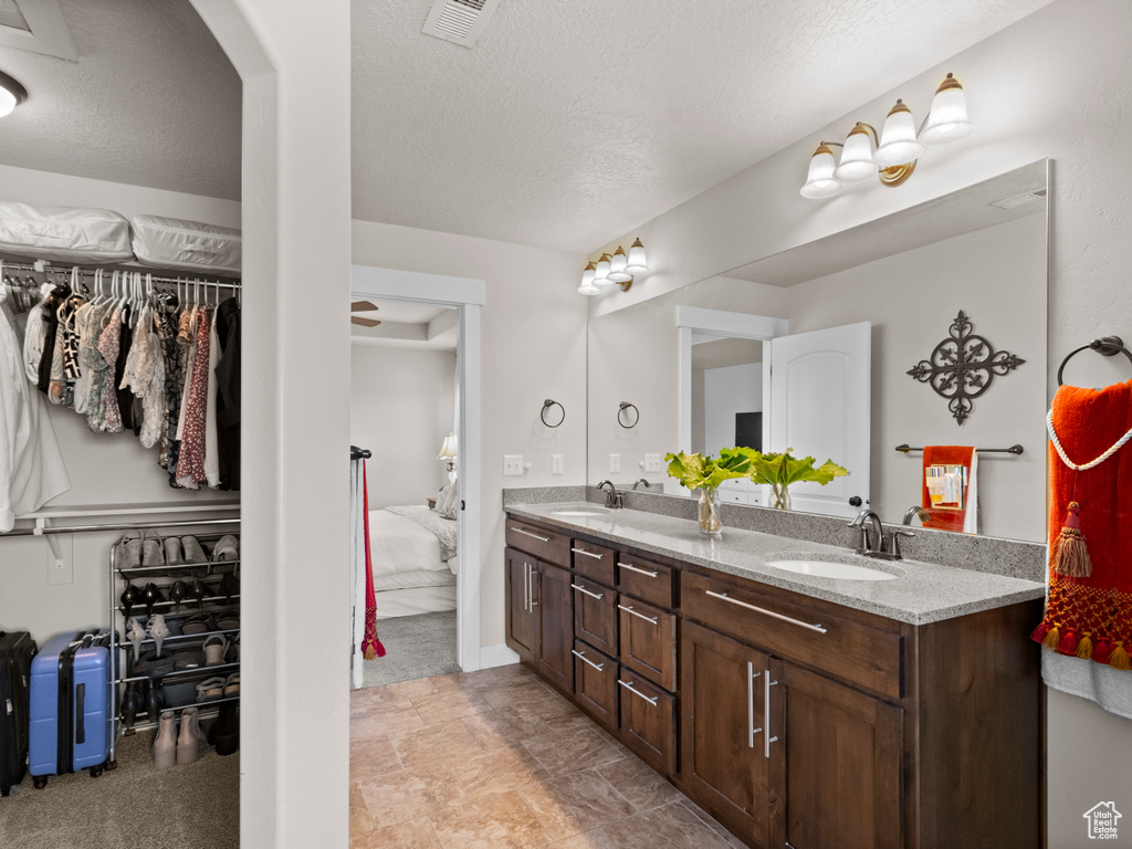 14194 S ROYAL COACHMAN DR Bluffdale, UT 84065