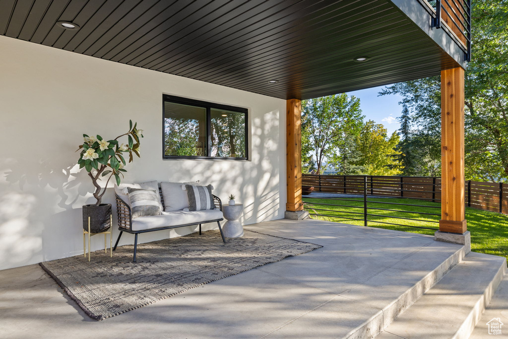 2536 E KENSINGTON AVE Salt Lake City, UT 84108