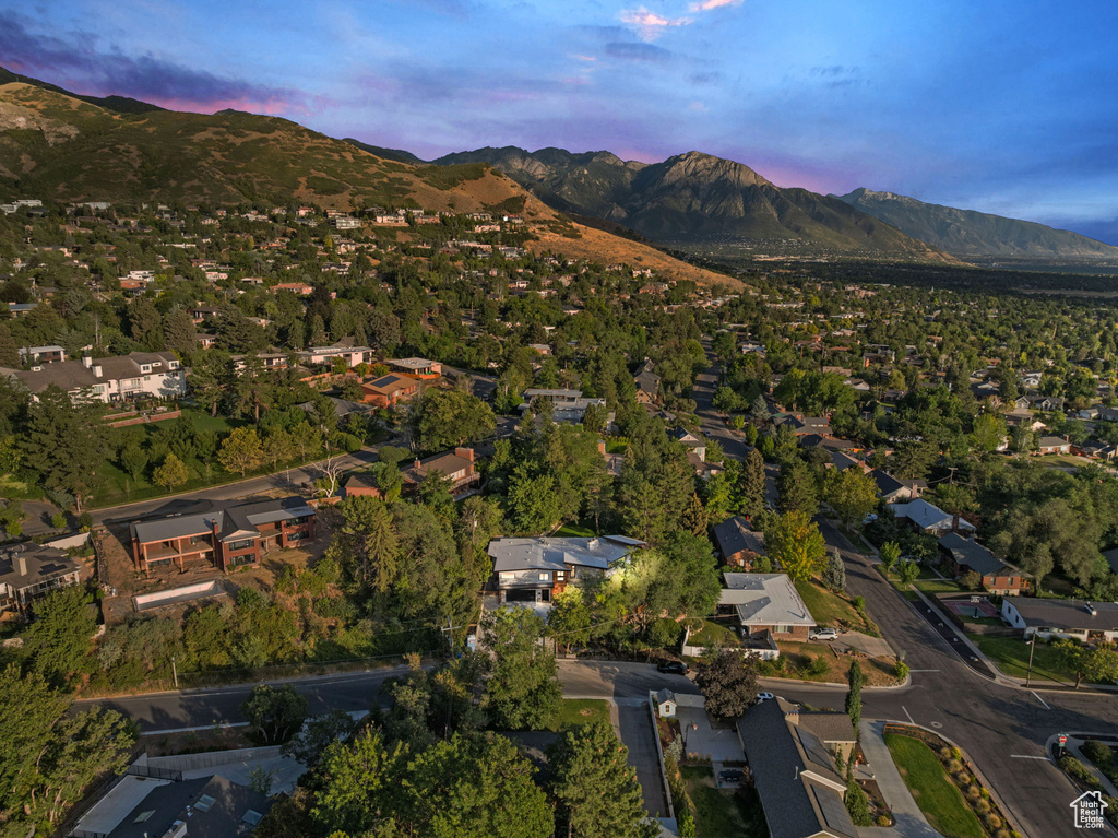 2536 E KENSINGTON AVE Salt Lake City, UT 84108