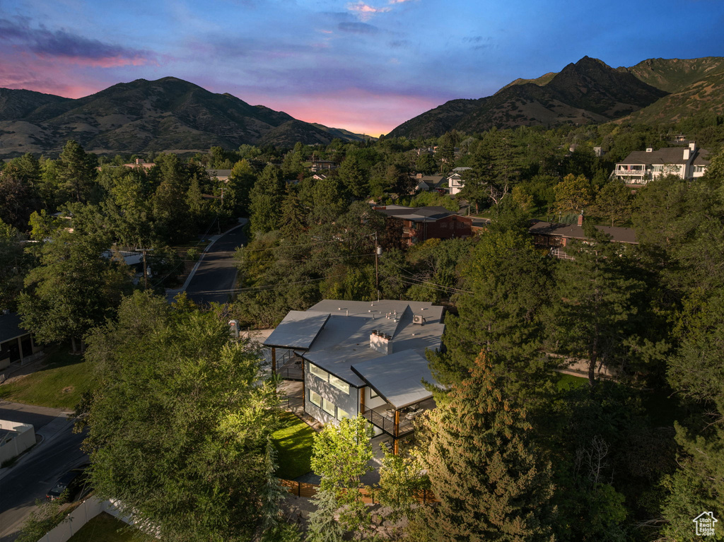 2536 E KENSINGTON AVE Salt Lake City, UT 84108