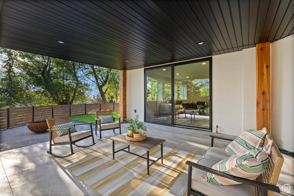 2536 E KENSINGTON AVE Salt Lake City, UT 84108