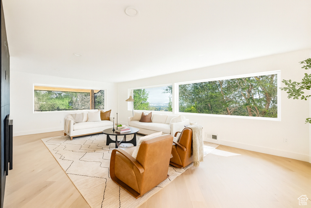Photo 49 for MLS #2102689 at 2536 E Kensington Ave