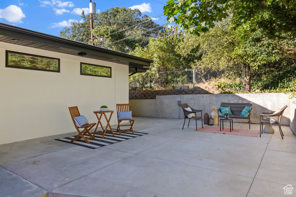 2536 E KENSINGTON AVE Salt Lake City, UT 84108