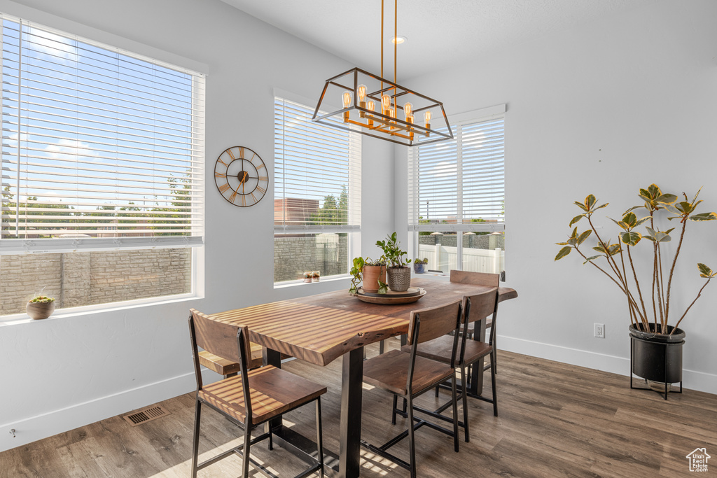 Photo 5 for MLS #2102690 at 72 S 2560 East