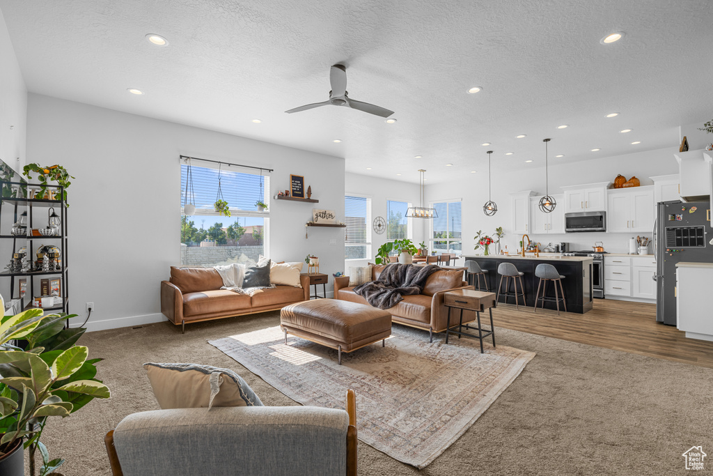 Photo 6 for MLS #2102690 at 72 S 2560 East