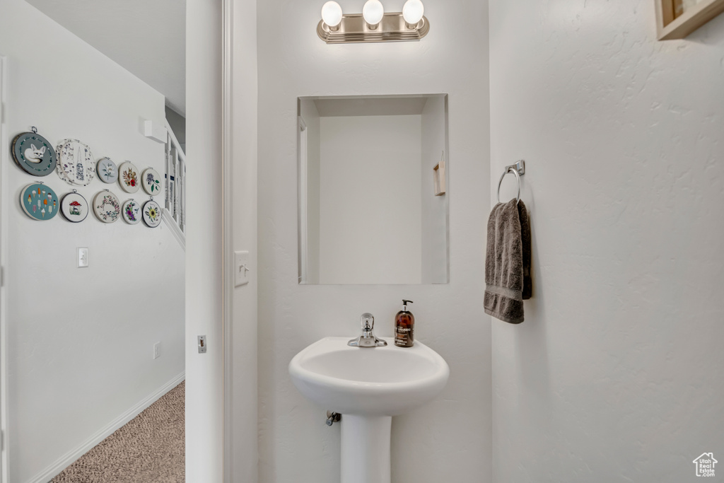 176 W FINLAY DR South Salt Lake, UT 84115