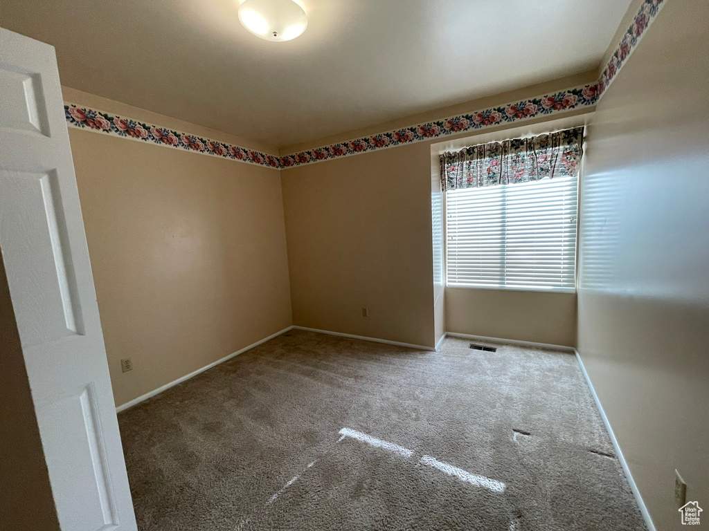 4333 S EL CAMINO ST Taylorsville, UT 84129