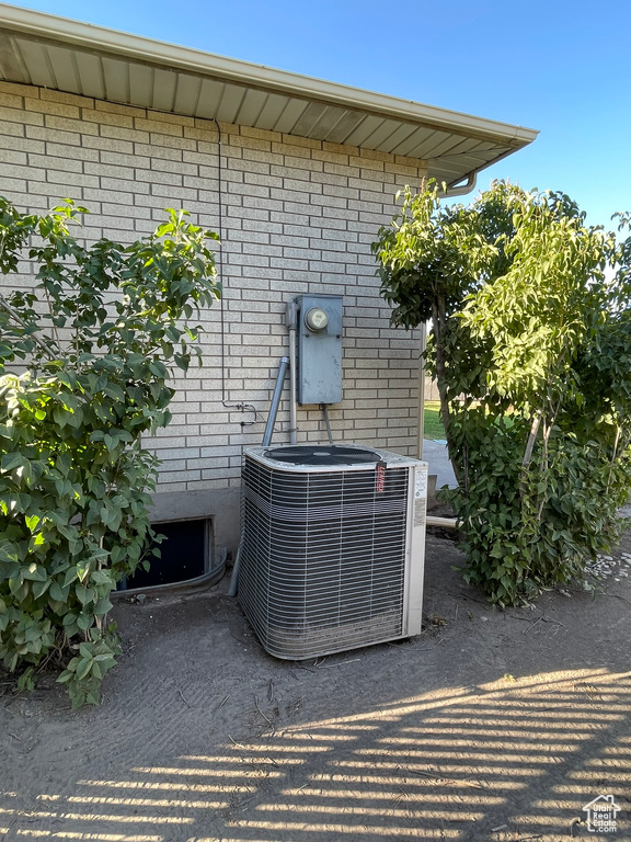 4333 S EL CAMINO ST Taylorsville, UT 84129