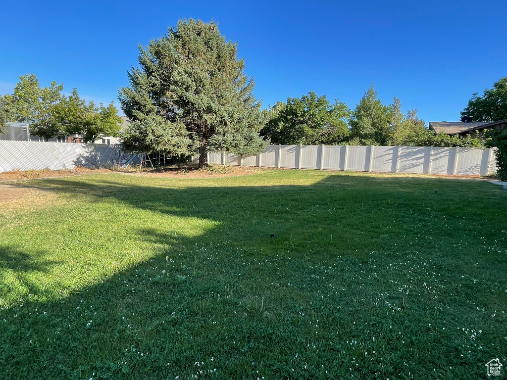 4333 S EL CAMINO ST Taylorsville, UT 84129