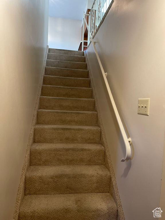 4333 S EL CAMINO ST Taylorsville, UT 84129