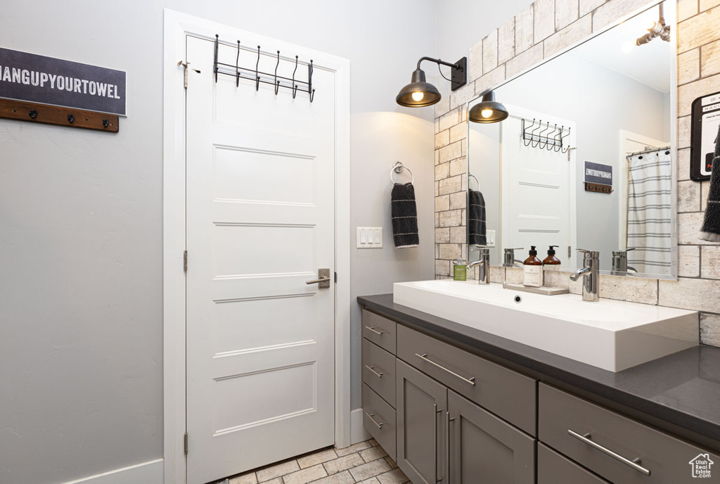 Photo 29 for MLS #2102720 at 3359 S Tipple Rd