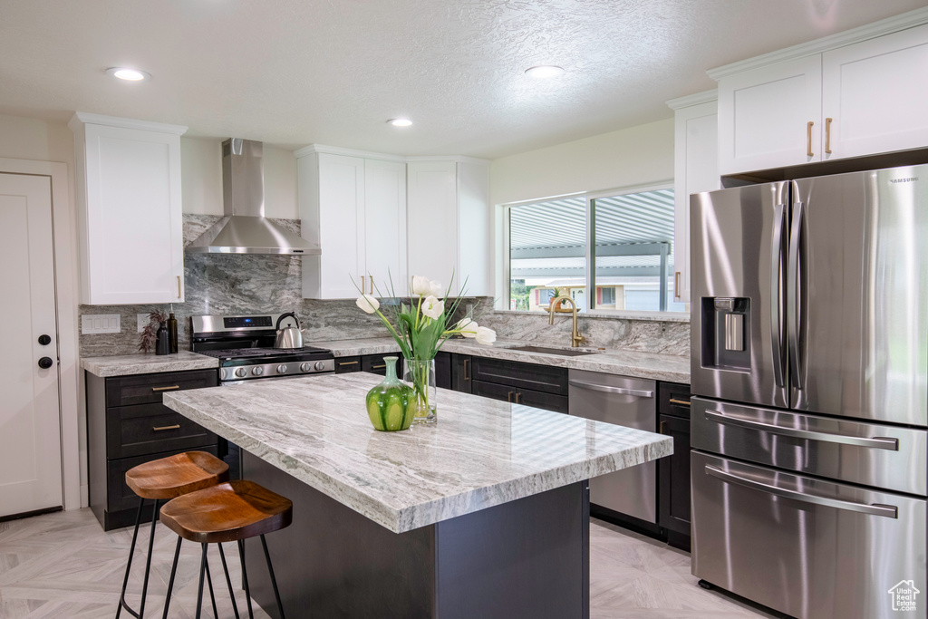 1578 E DELAWARE LN Holladay, UT 84117