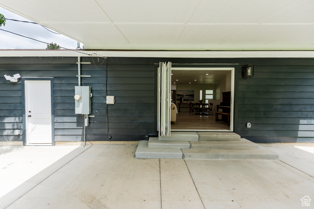 1578 E DELAWARE LN Holladay, UT 84117