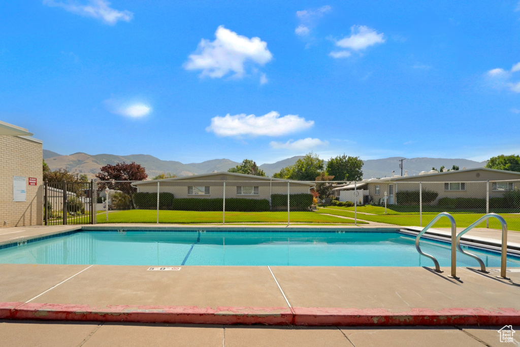 379 W 400 N #6 Bountiful, UT 84010