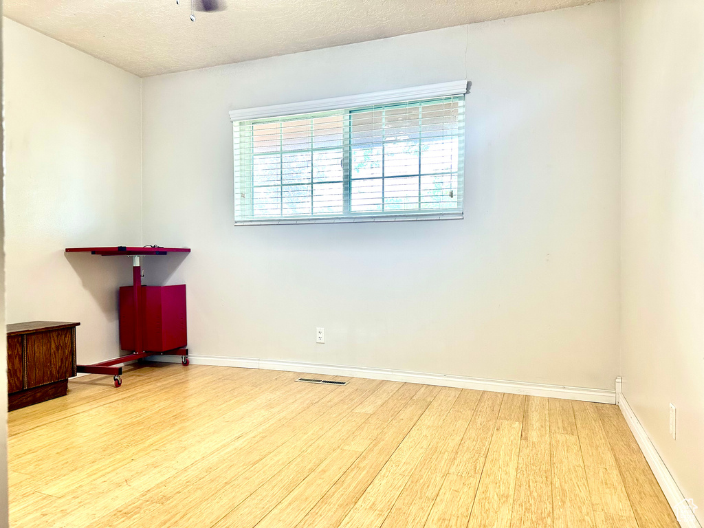 Photo 11 for MLS #2102727 at 385 E 400 South