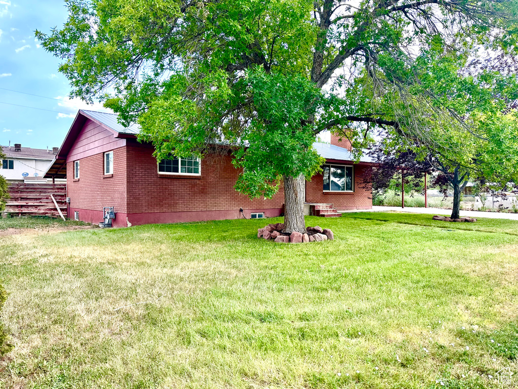 Photo 26 for MLS #2102727 at 385 E 400 South