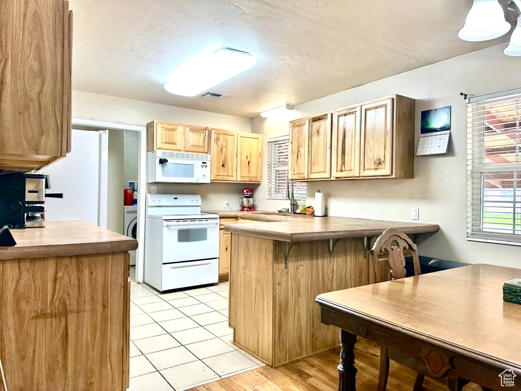 Photo 7 for MLS #2102727 at 385 E 400 South