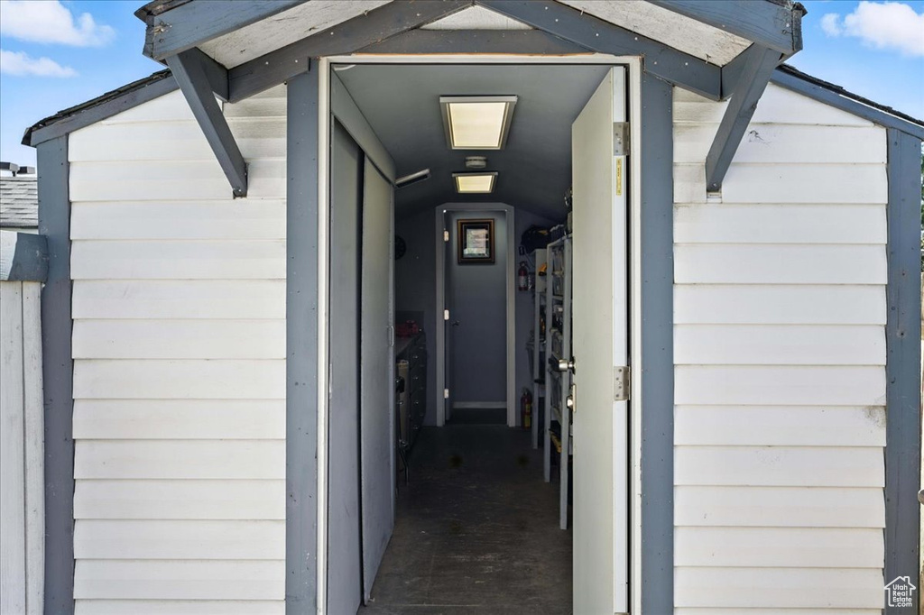 Photo 42 for MLS #2102728 at 1827 W Omni Ave