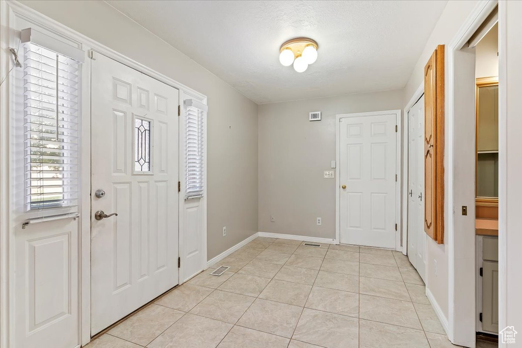 Photo 4 for MLS #2102741 at 307 Willow Way