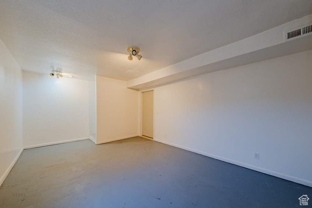 6178 E ZION RD Kanab, UT 84741