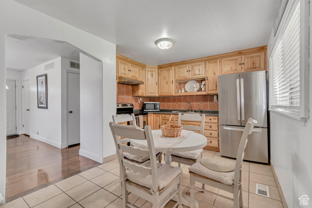 4862 S 4015 W Kearns, UT 84118