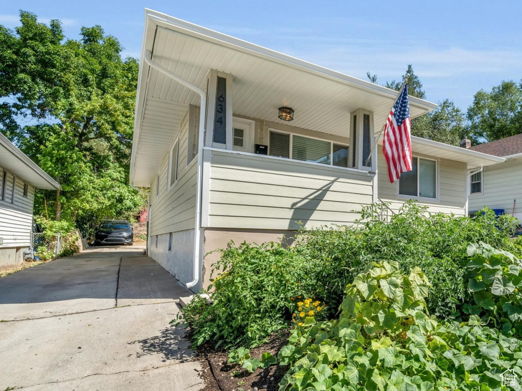 Photo 3 for MLS #2102774 at 634 Kershaw St
