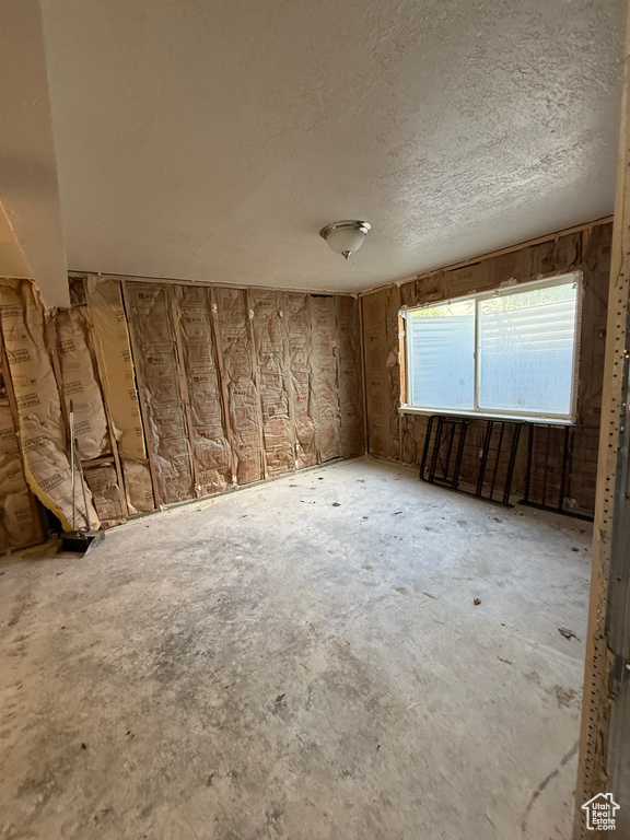 Photo 6 for MLS #2102781 at 13863 S Kessler Peak Dr