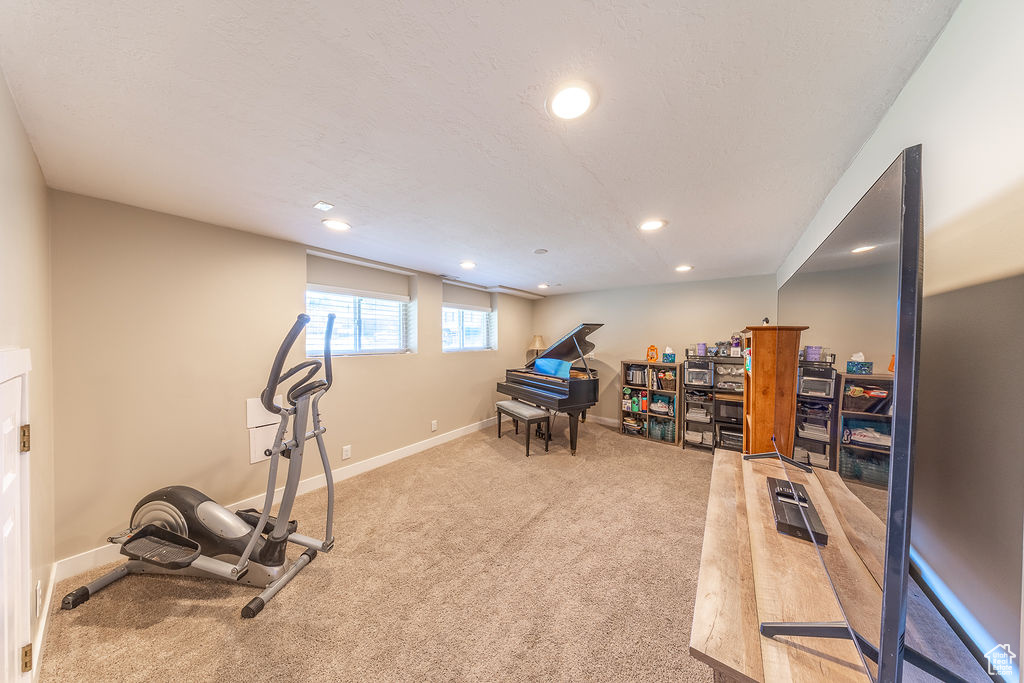 228 E GOLDEN WILLOW CIR Sandy, UT 84070