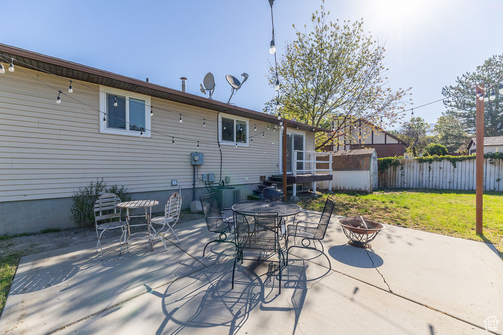 228 E GOLDEN WILLOW CIR Sandy, UT 84070