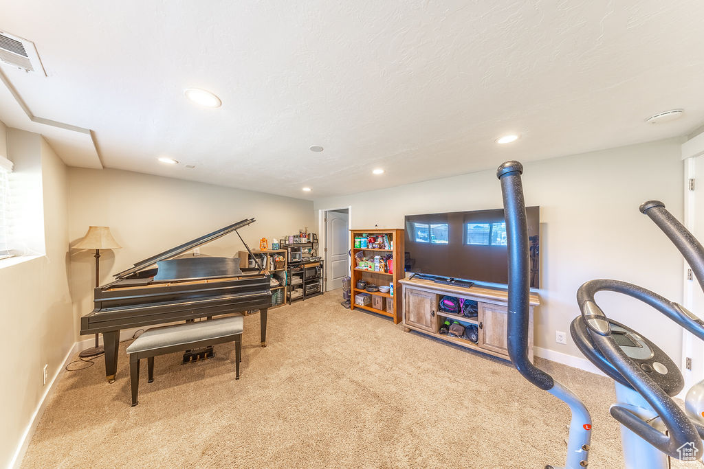 228 E GOLDEN WILLOW CIR Sandy, UT 84070