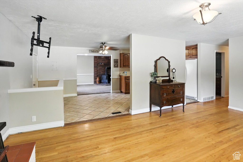 Photo 6 for MLS #2102798 at 801 N Medoland Dr