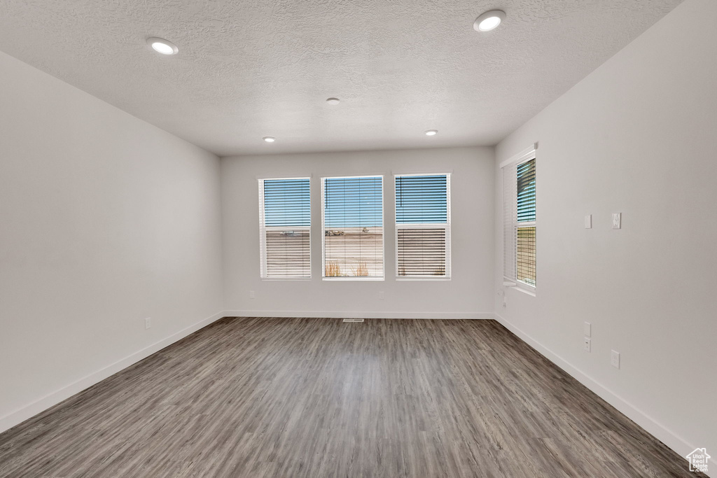 7401 S OLIVINE RIVER LN West Jordan, UT 84081