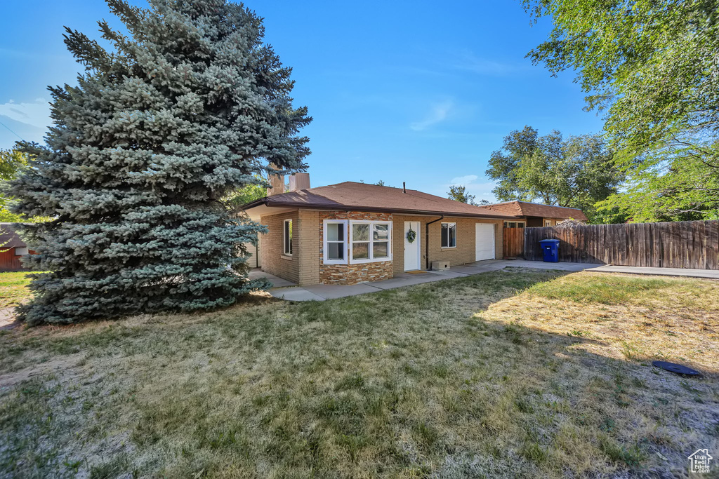6392 S 2200 E Holladay, UT 84121