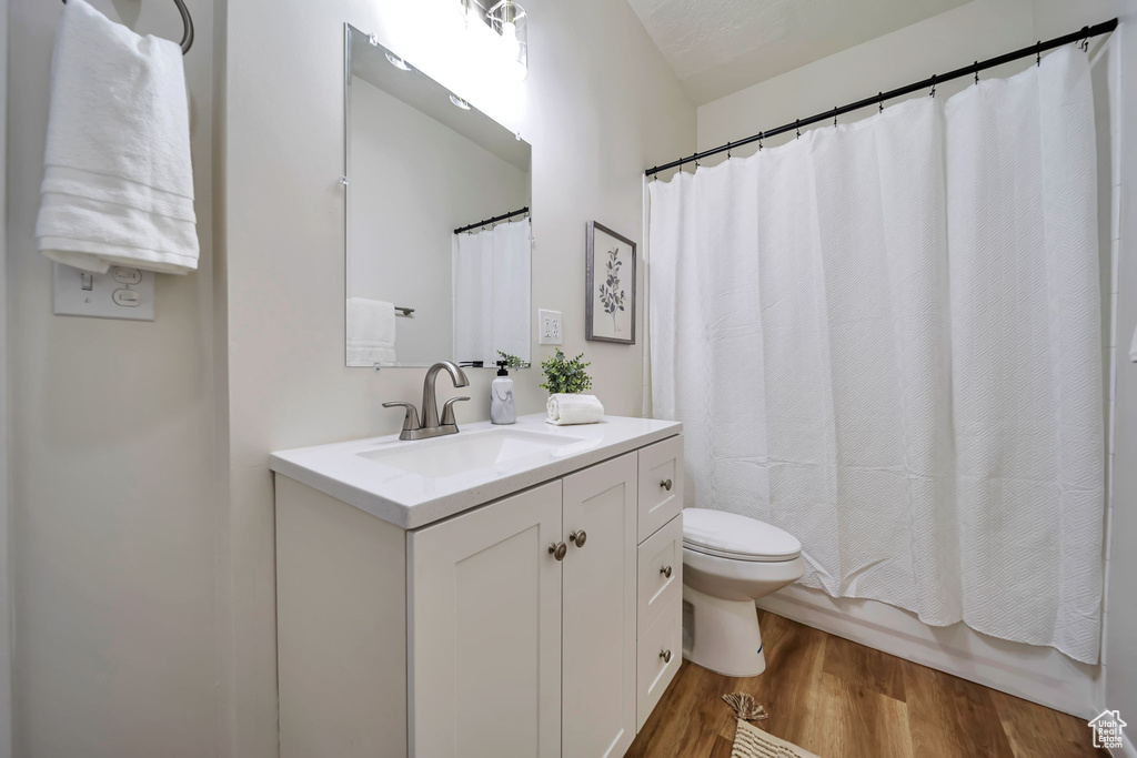 6392 S 2200 E Holladay, UT 84121