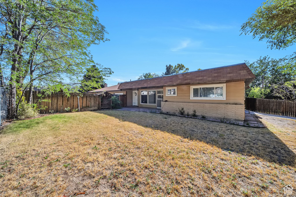 6392 S 2200 E Holladay, UT 84121