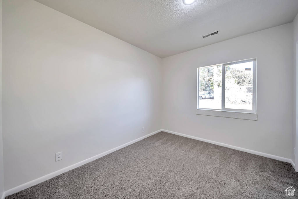 6392 S 2200 E Holladay, UT 84121