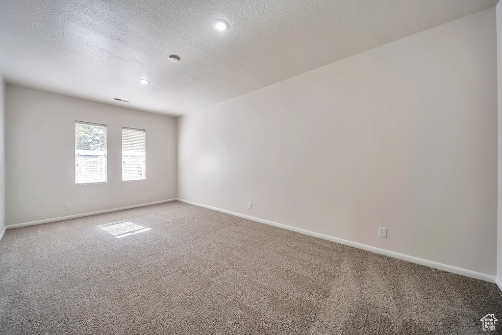 6392 S 2200 E Holladay, UT 84121