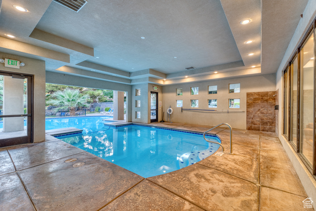 Photo 40 for MLS #2102813 at 225 N Country #104