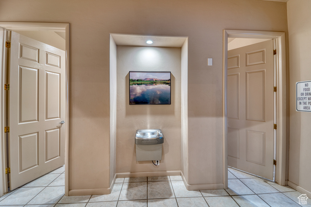 Photo 38 for MLS #2102813 at 225 N Country #104