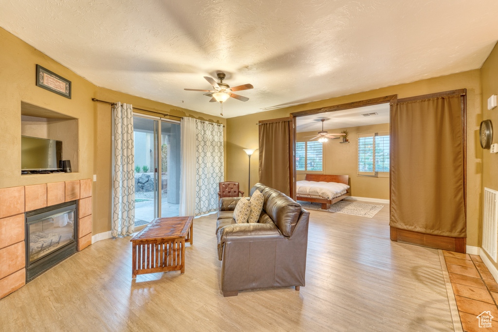 Photo 11 for MLS #2102813 at 225 N Country #104