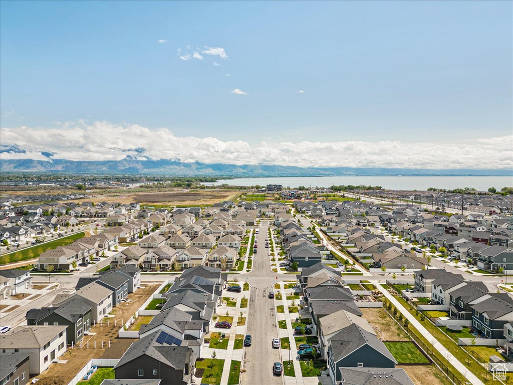 102 E HIDDEN CREEK WAY Saratoga Springs, UT 84045