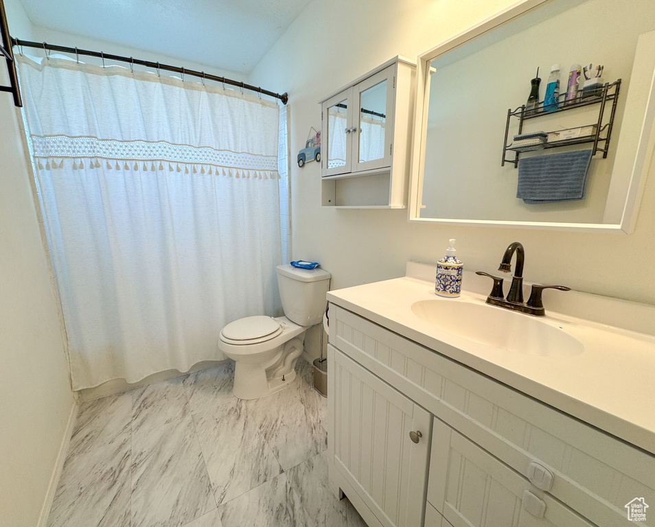 2277 S 300 W Clearfield, UT 84015