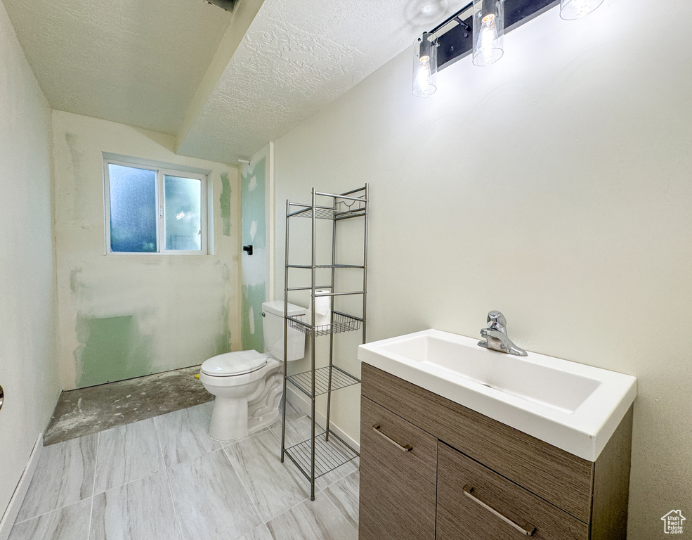 2277 S 300 W Clearfield, UT 84015