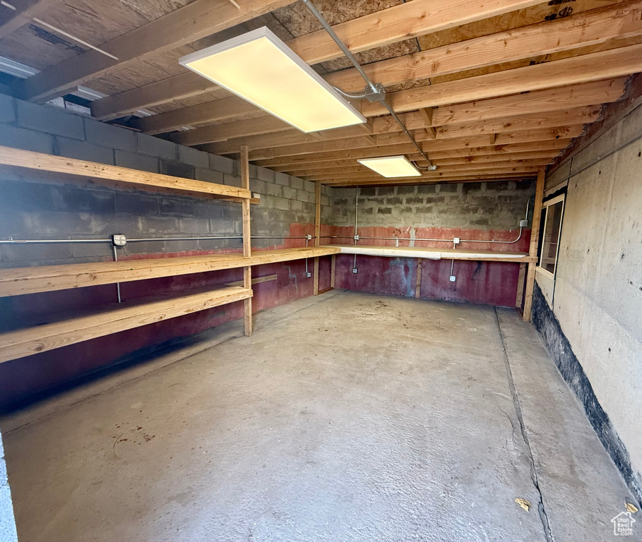 1971 E 3050 S Vernal, UT 84078