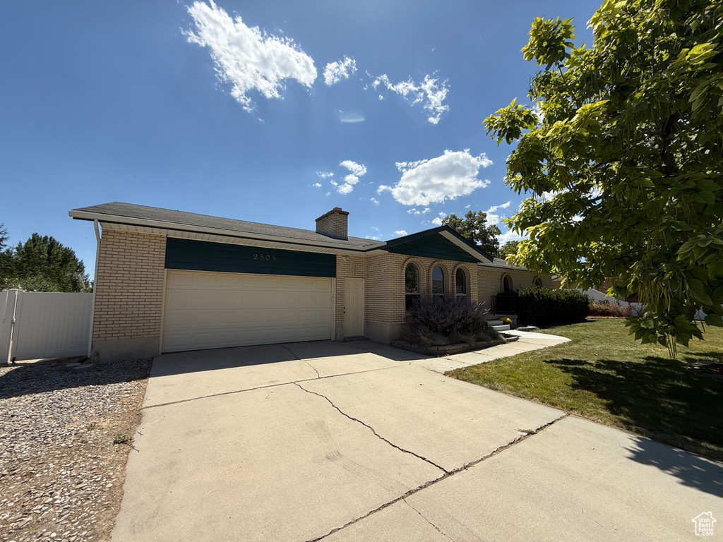 2303 W CYNTHIA ANN CIR Riverton, UT 84065