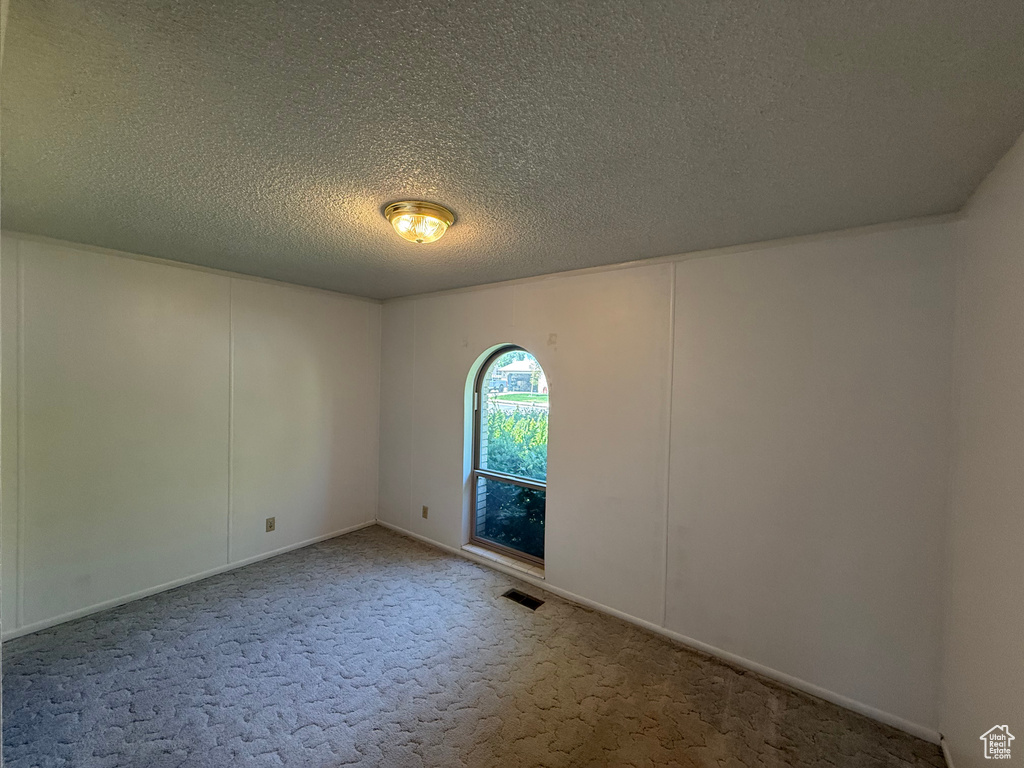 2303 W CYNTHIA ANN CIR Riverton, UT 84065