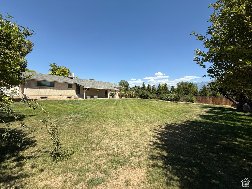 2303 W CYNTHIA ANN CIR Riverton, UT 84065