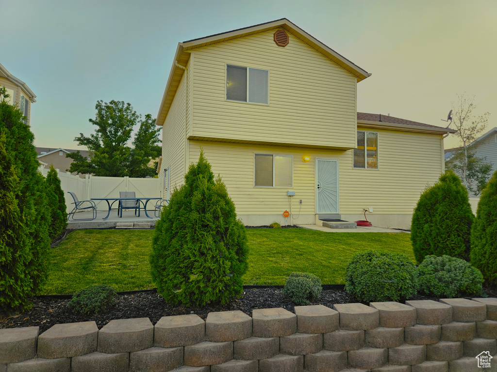 8624 W LAMPLIGHT LN Magna, UT 84044