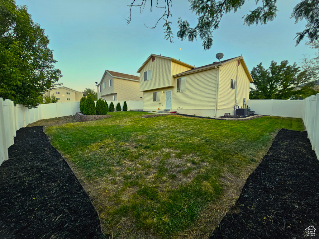 8624 W LAMPLIGHT LN Magna, UT 84044